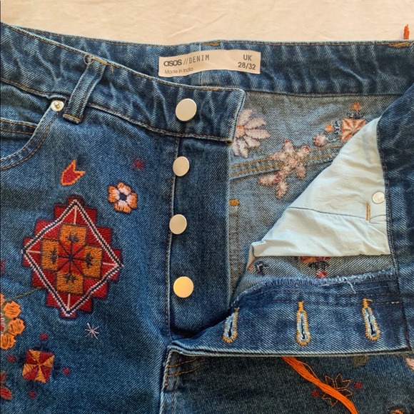 Embroidered pants from ASOS - Picture 3 of 4